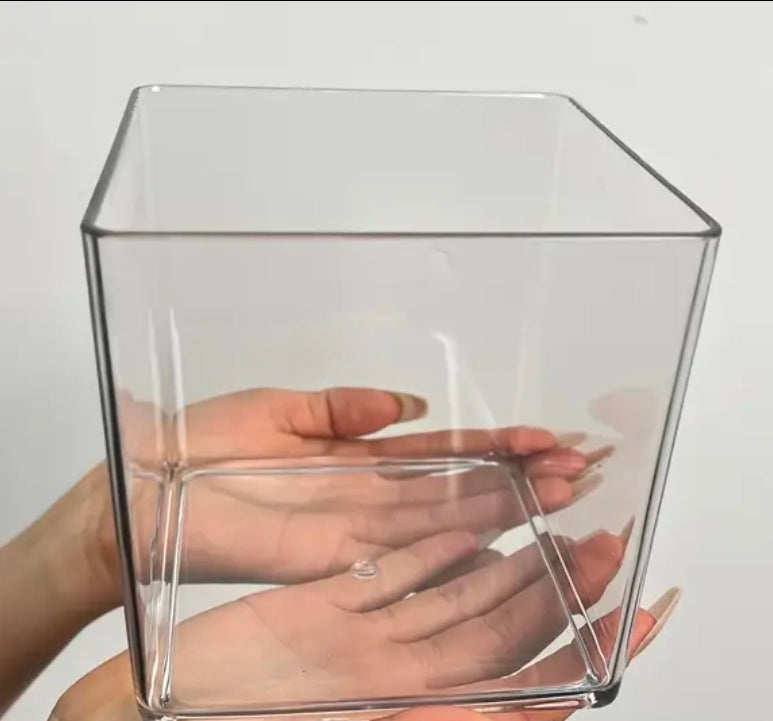 Square Acrylic Transparent Cube Flowers Vase